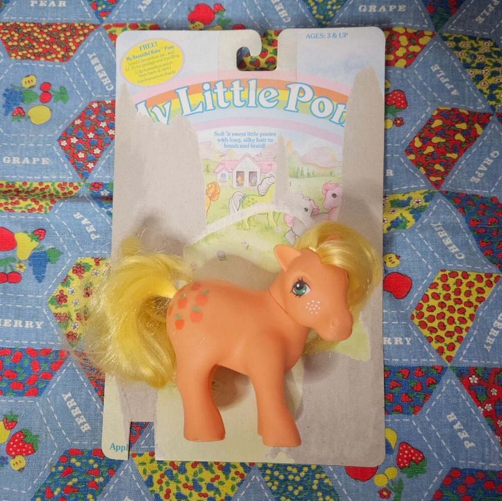 Vintage 80s My Little Pony - Applejack with Original Backing Board